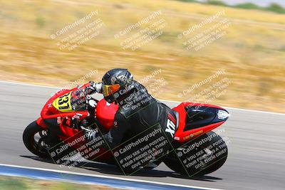 media/Apr-30-2023-CRA (Sun) [[020fcf5d43]]/Race 3-1000 Amateur Supersport/